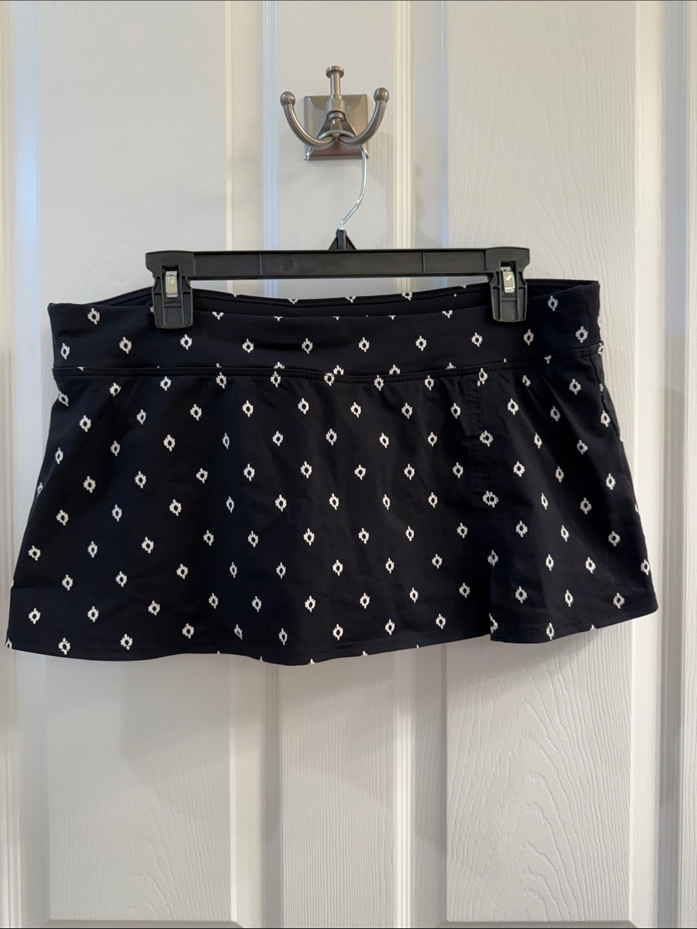 Lands' End Black Swim skort with White Diamond Print